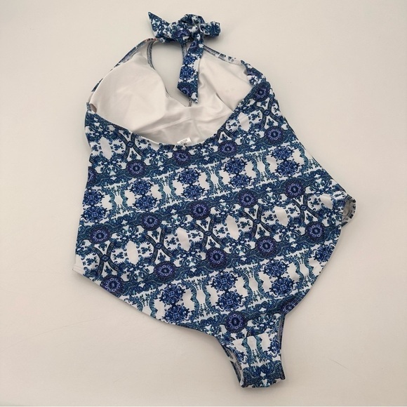 Venus One Piece Halter Beck Printed Swimsuit Swim Plus Size 18 - Picture 3 of 4